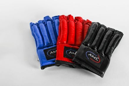 Перчатки для бокса AML снарядные красные